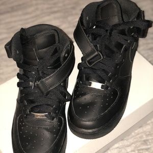 Nike Air Force 1 Mid